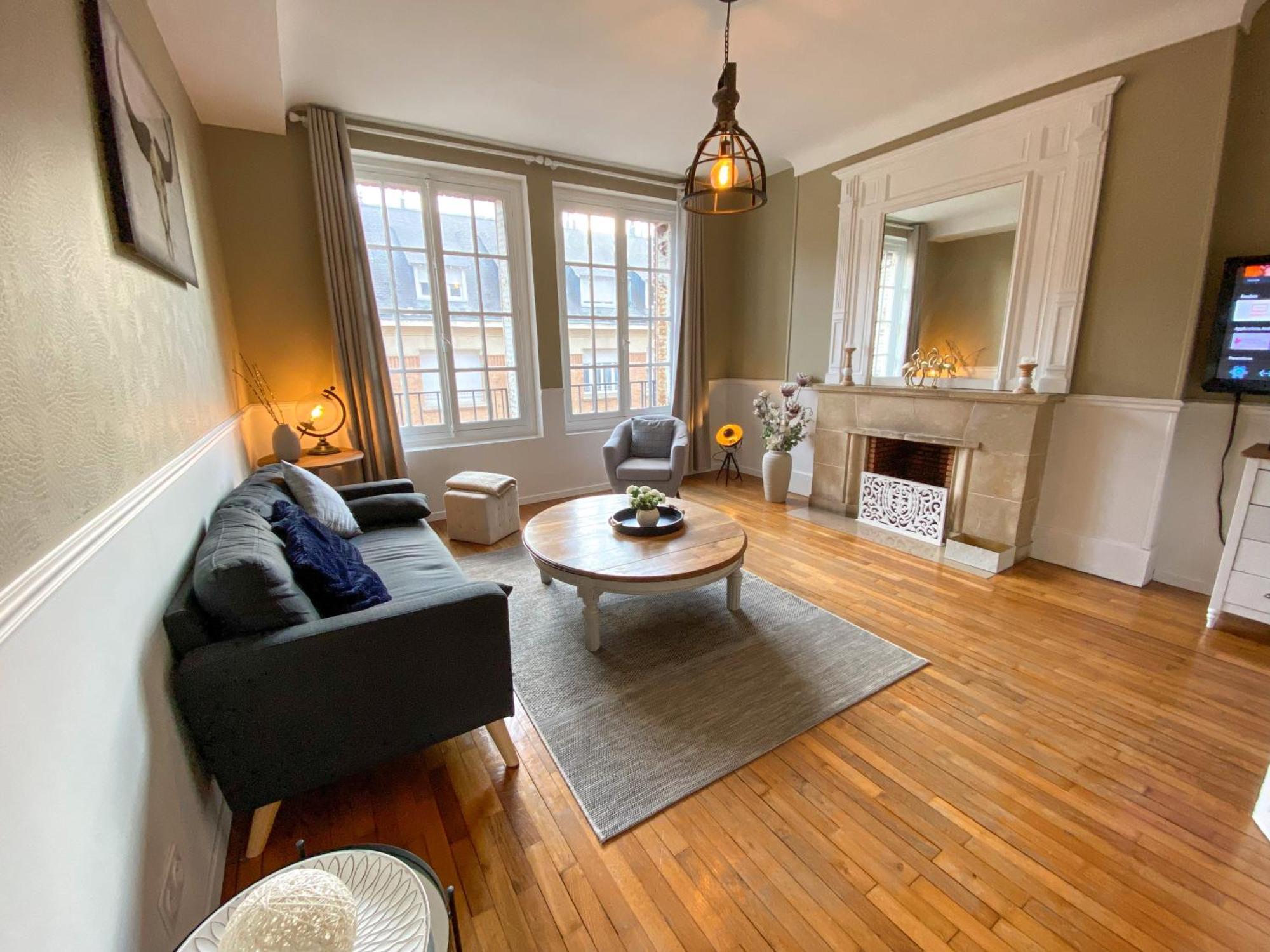 Appartement Chic, 3 Chambres, Hyper Centre-Ville, Parking Payant อาเมียงส์ ภายนอก รูปภาพ